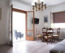 Italy Lombardy Leggiuno vacation rental compare prices direct by owner 35910043