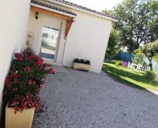 France Provence-Alpes-Côte d'Azur Eyragues vacation rental compare prices direct by owner 14669970