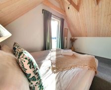 Poland Pomerania Ostrowo vacation rental compare prices direct by owner 15166022