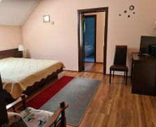 Romania Brasov Moieciu de Jos vacation rental compare prices direct by owner 35924368