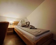 Slovakia Žilinský kraj Turčianske Teplice vacation rental compare prices direct by owner 17838853