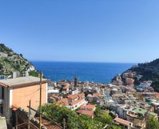 Italy Campania Minori vacation rental compare prices direct by owner 35914545