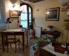 Italy Tuscany Montefollonico vacation rental compare prices direct by owner 35637564