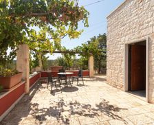 Italy Apulia Castellana Grotte vacation rental compare prices direct by owner 33431142