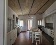 Italy Umbria Spello vacation rental compare prices direct by owner 35919654