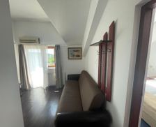 Romania Iaşi Iaşi vacation rental compare prices direct by owner 35100285