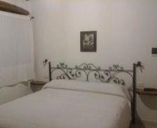 Italy Sardinia Pauli Arbarei vacation rental compare prices direct by owner 14323188