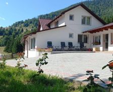 Romania Bistriţa-Năsăud Piatra Fantanele vacation rental compare prices direct by owner 27775068