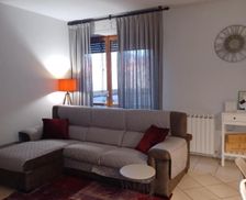 Italy Tuscany Camaiore vacation rental compare prices direct by owner 35933632