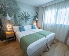 Spain Andalucía Rota vacation rental compare prices direct by owner 32479174