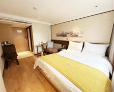 China Guangdong Guangzhou vacation rental compare prices direct by owner 27050009