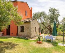 Italy Marche Fano vacation rental compare prices direct by owner 35885287