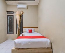 Indonesia West Java Palabuhanratu vacation rental compare prices direct by owner 18181796