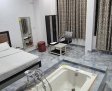 India Uttar Pradesh Agra vacation rental compare prices direct by owner 35955098