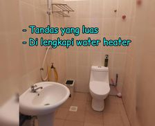 Malaysia Terengganu Kampong Gong Badak vacation rental compare prices direct by owner 13711175