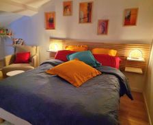 France Aquitaine Ménesplet vacation rental compare prices direct by owner 35912031