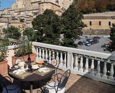 Italy Marche Urbino vacation rental compare prices direct by owner 14015662