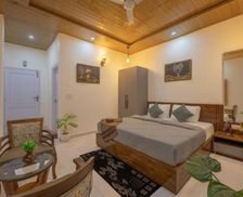 India Himachal Pradesh Solan vacation rental compare prices direct by owner 35585448