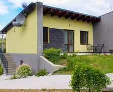 Slovakia Žilinský kraj Bešeňová vacation rental compare prices direct by owner 16066213