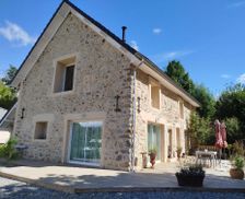 France Provence-Alpes-Côte d'Azur Saint-Bonnet-en-Champsaur vacation rental compare prices direct by owner 35704454