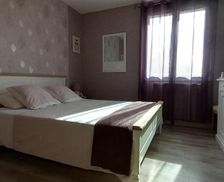 France Burgundy Châtillon-sur-Seine vacation rental compare prices direct by owner 32748158