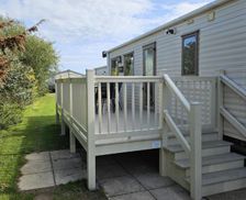 United Kingdom Norfolk Great Yarmouth vacation rental compare prices direct by owner 27062123