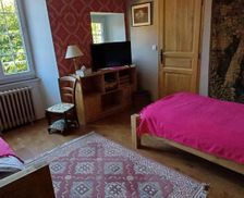 France Pays de la Loire Ahuillé vacation rental compare prices direct by owner 14157027