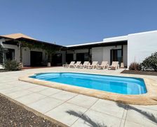 Spain Fuerteventura La Oliva vacation rental compare prices direct by owner 15046361