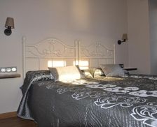 Spain Asturias Luarca vacation rental compare prices direct by owner 13779026