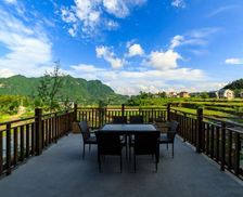 China Hunan Zhangjiajie vacation rental compare prices direct by owner 13987984