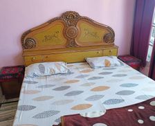 India Himachal Pradesh Solan vacation rental compare prices direct by owner 35146867