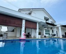 Malaysia Perak Ipoh vacation rental compare prices direct by owner 35740204