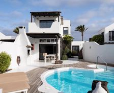 Spain Lanzarote Playa Blanca vacation rental compare prices direct by owner 14787511