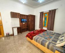 India Himachal Pradesh Bīr vacation rental compare prices direct by owner 26669478