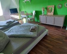 Germany Thuringia Meuselwitz vacation rental compare prices direct by owner 13613182