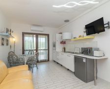 Italy Sardinia Palau vacation rental compare prices direct by owner 28419760