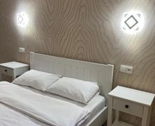 Ukraine Dnipropetrovsk Region Kryvyi Rih vacation rental compare prices direct by owner 16356756