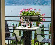 Italy Veneto Malcesine vacation rental compare prices direct by owner 29141533