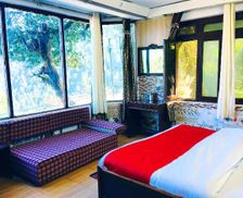 India Himachal Pradesh Dalhousie vacation rental compare prices direct by owner 27590523