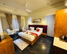 India Rajasthan Udaipur vacation rental compare prices direct by owner 27794195