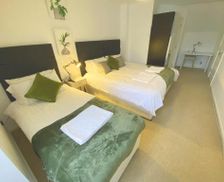United Kingdom West Midlands Walsall vacation rental compare prices direct by owner 4740472