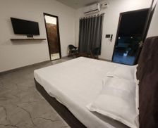 India Haryana Samālkha vacation rental compare prices direct by owner 35279587