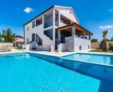 Croatia Zadar County Benkovac vacation rental compare prices direct by owner 35870046