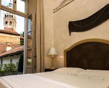 Italy Piedmont Saluzzo vacation rental compare prices direct by owner 13951954