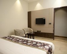 India Haryana Karnal vacation rental compare prices direct by owner 35432496