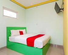 Indonesia Sumatra Medan vacation rental compare prices direct by owner 15991464