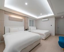 South Korea Chungcheongnam-Do Cheonan vacation rental compare prices direct by owner 35157123