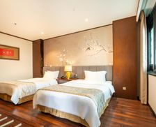 China Sichuan Chengdu vacation rental compare prices direct by owner 16764206