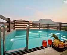 India Maharashtra Lonavala vacation rental compare prices direct by owner 32295363