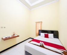 Indonesia East Java Karangtengah vacation rental compare prices direct by owner 35380884